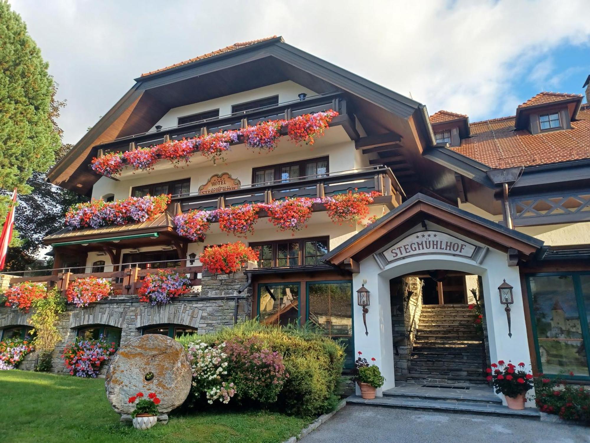 Hotel Stegmuehlhof Mauterndorf  Exteriör bild